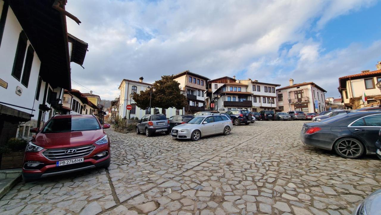 Fs Apartments - Beautiful Apartment In The Artistic Part Of Veliko Tărnovo Esterno foto
